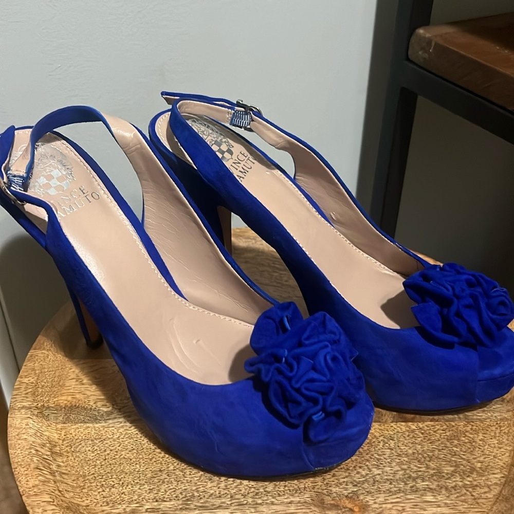 Beautiful royal blue heels